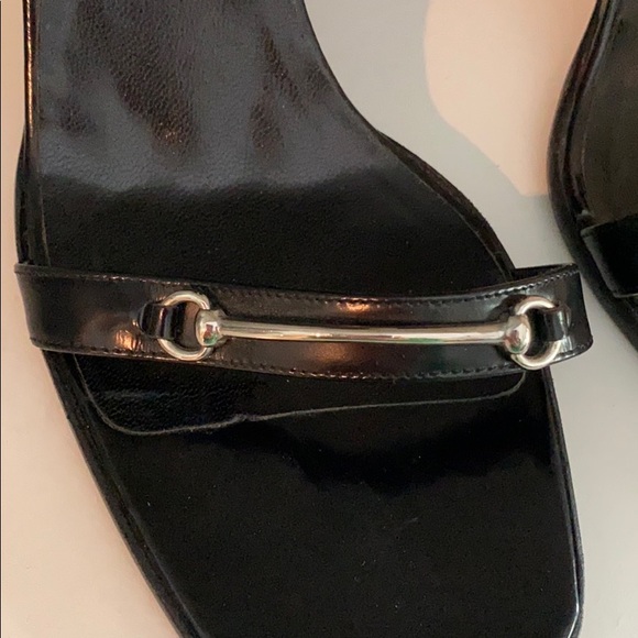 Authentic Gucci heels - Picture 2 of 9